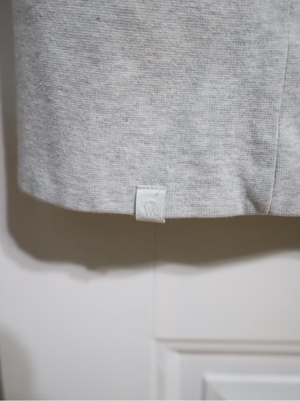 Lululemon Hooded Radiant Jacket Heathered Core Ultra Light Grey Womens Size 6 - Picture 8 of 10